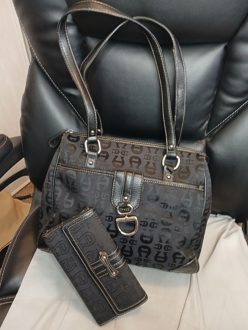 Classic Etienne Aigner Monogrammed Shoulder Bag And Wallet in Black